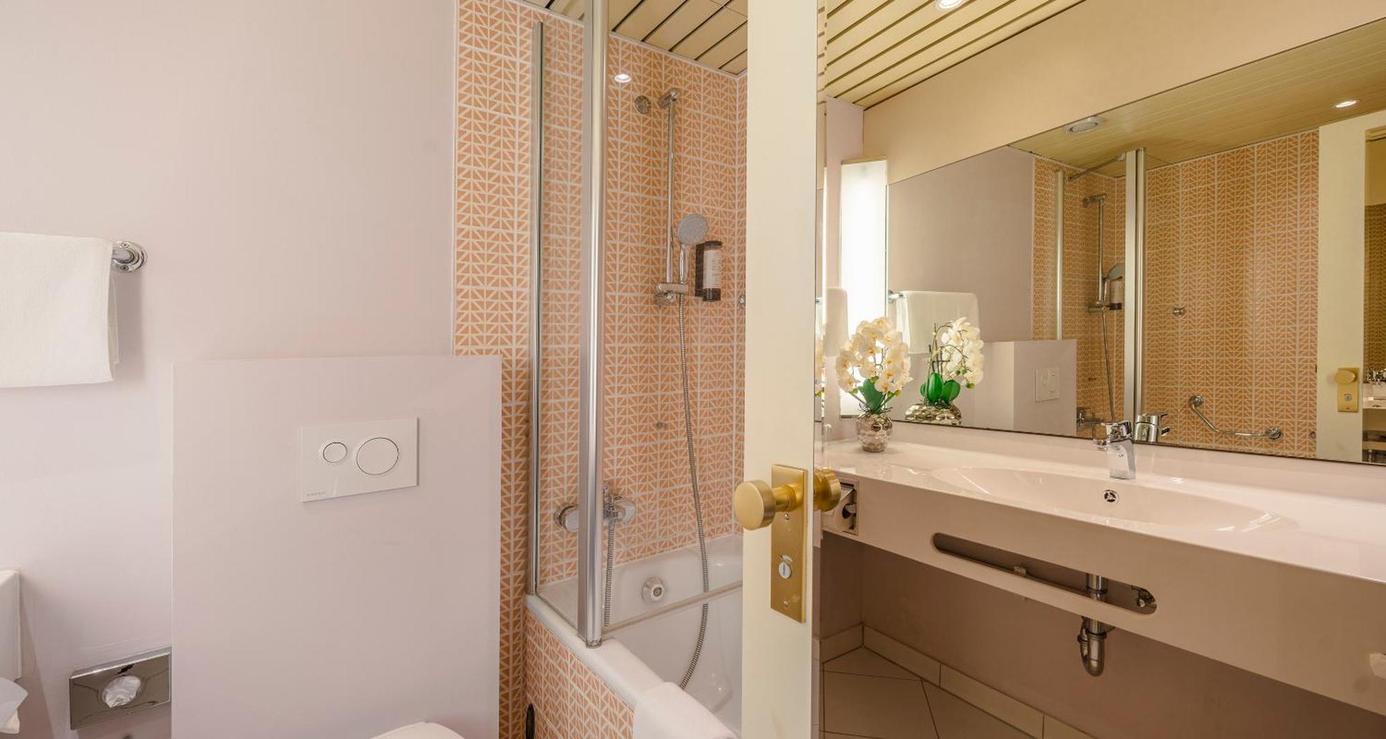 Comfort Triple Room